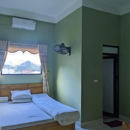 Nha Nghi Ngoc Lam Otel Quan Ba Oda fotoğraf